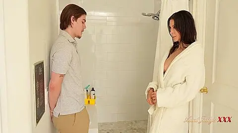 Busty Mature Step- Shay Sights Catches Her Step- Watching Her In The Shower