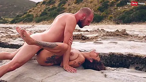 German Amateur Couple Enjoy Sensual Fuck Outdoors At The Beach German