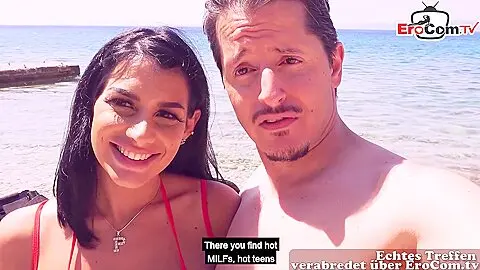 2 Feuchte Latinas Haben Einen Dreier Mit Einem Typen Am Strand