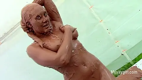 Country Mud Amy